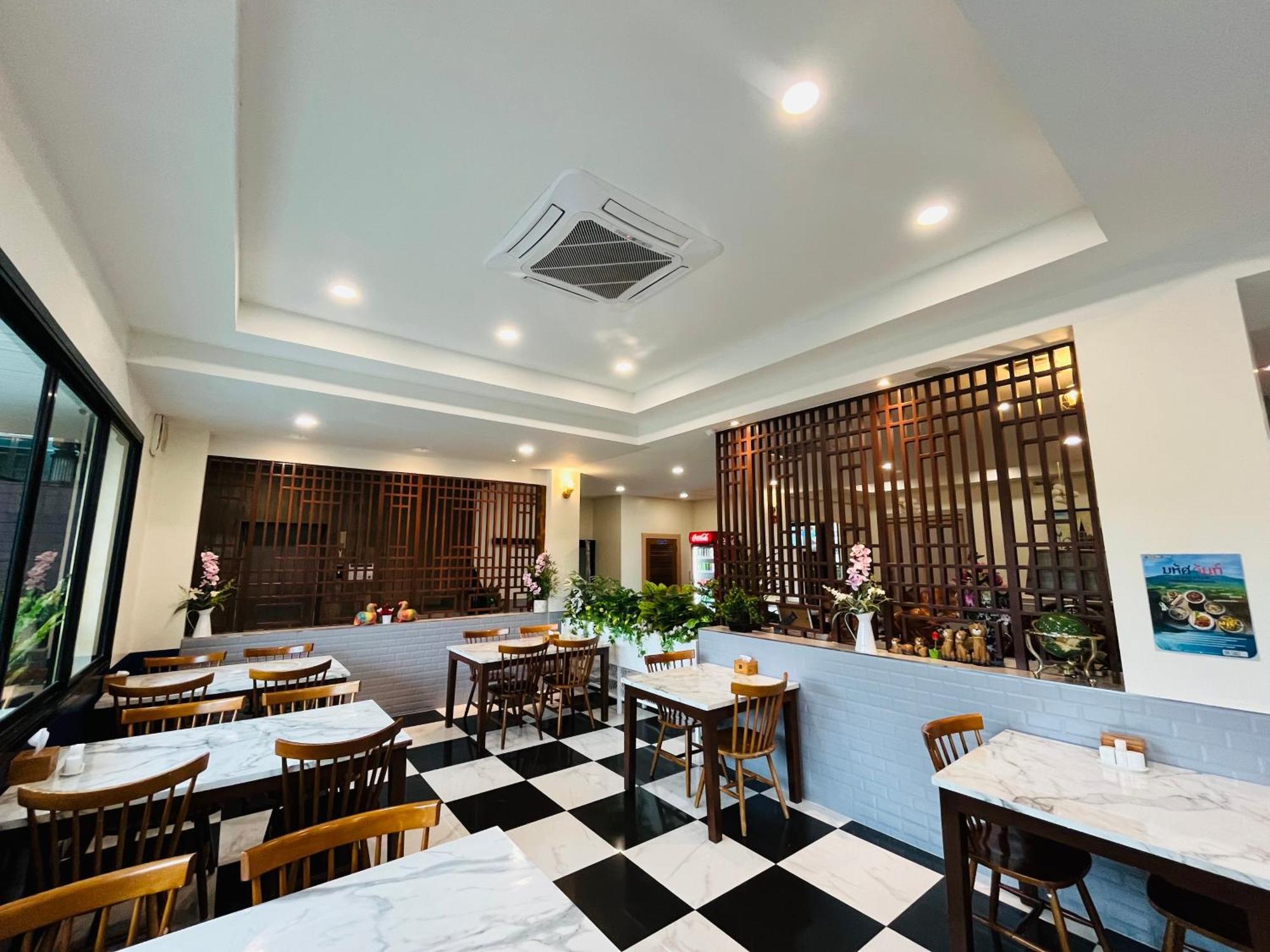 Usabai Riverside Boutique Hotel Chanthaburi Exterior photo